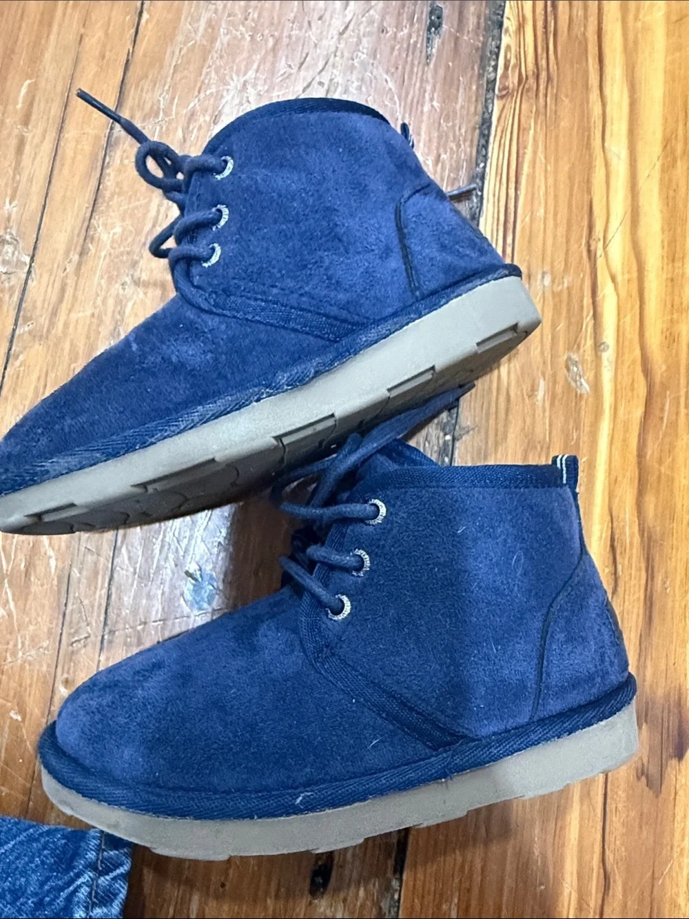 Nautica Deep Navy Suede Lace-Up Faux Sherpa lined boots size 10